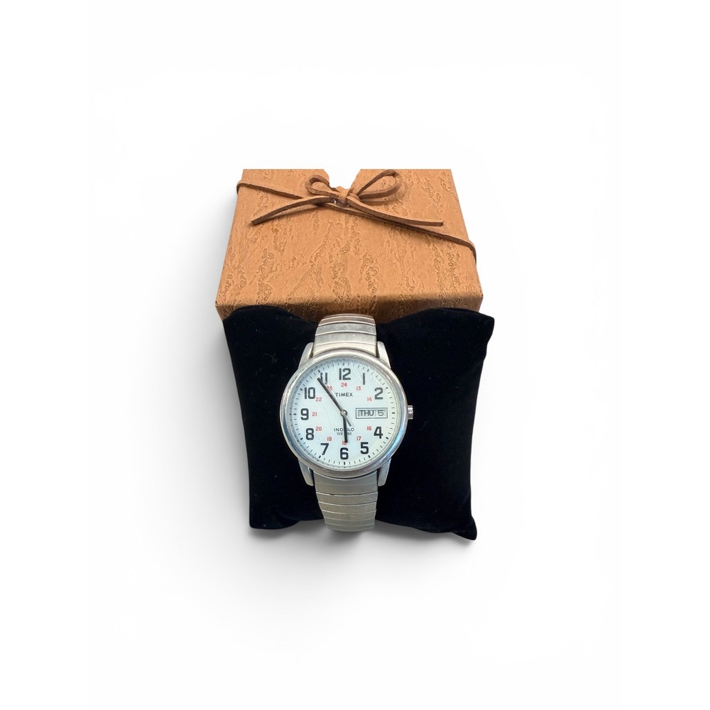 Timex Mens Easy Reader Indiglo Watch Silver Expansion Band White Dial W8 CR2016